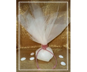  Μπομπονιέρα γάμου τούλι και κορδόνι